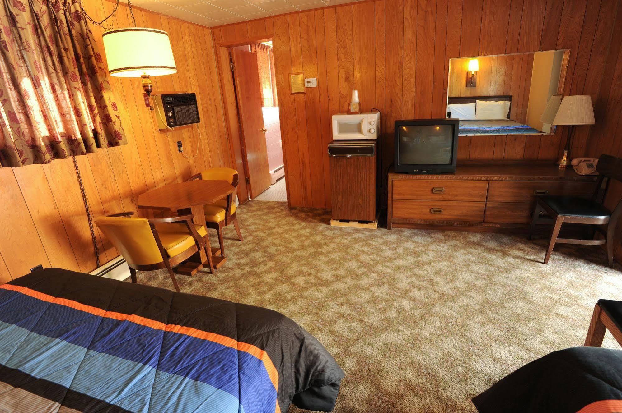 Mid-City Motel Sault Ste. Marie Exteriör bild