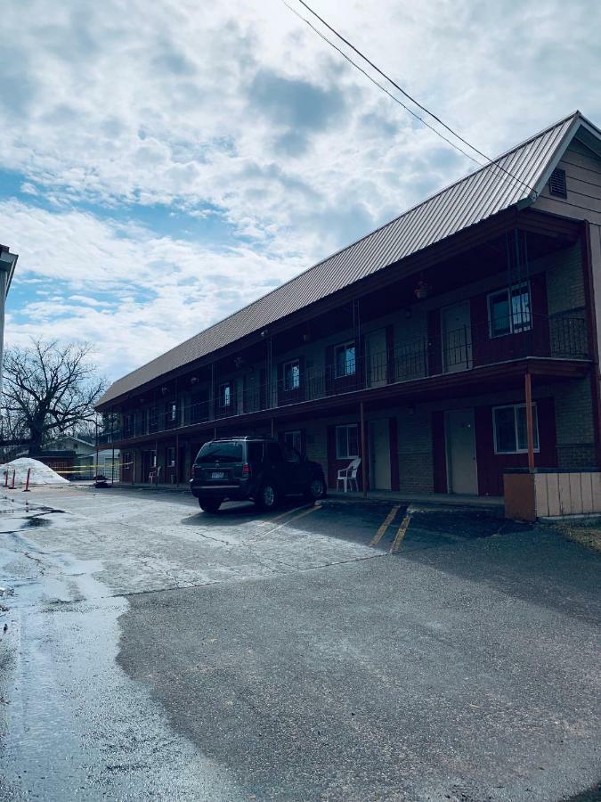 Mid-City Motel Sault Ste. Marie Exteriör bild